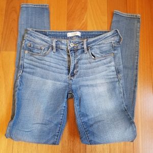 Abercrombie & Fitch Jeans - Abercrombie and Fitch Skinny Jeans 4R Abercrombie & Fitch Jeans - Abercrombie and Fitch Skinny Jeans 4R